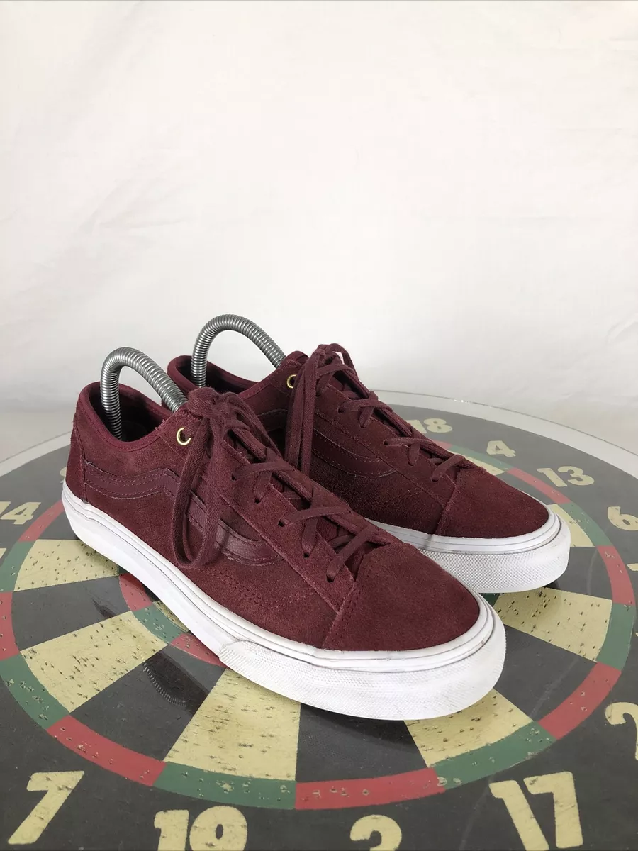 Vans old skool maroon on cheap feet