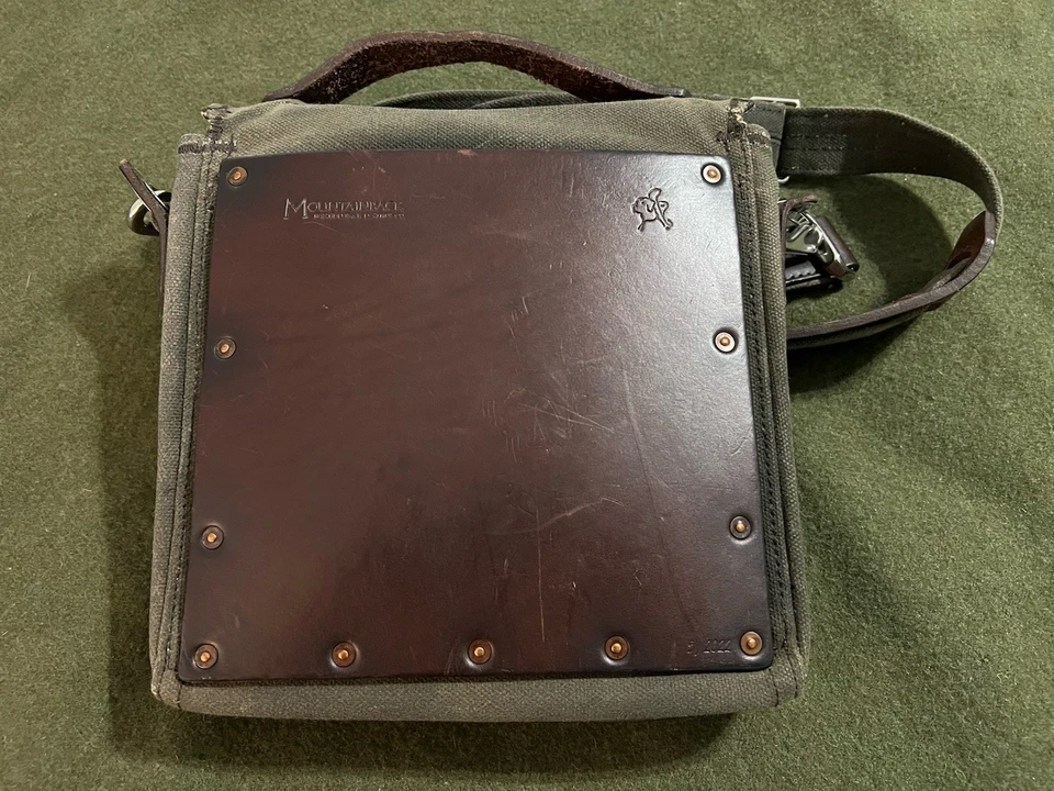 2022 马鞍背皮革登山背印第安纳挎包 — 第 3/4 张图片