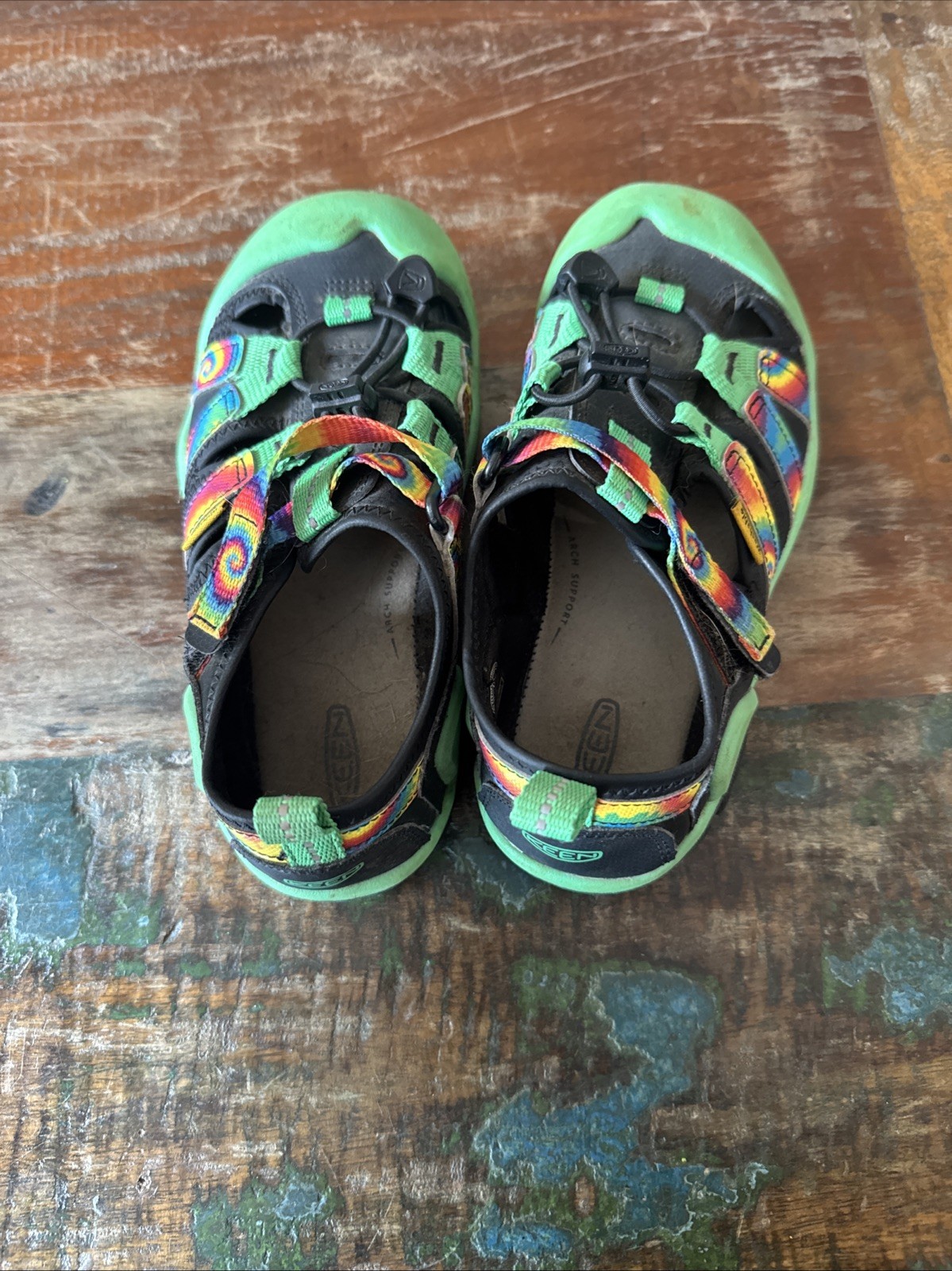 Sandali Keen Knotch Creek per bambini taglia 13 tie dye verde irlandese scarpe per bambini