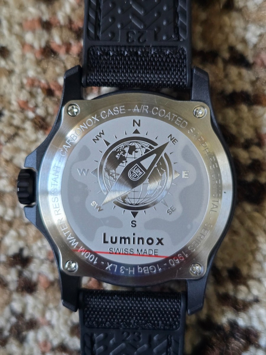 Luminox Men's Atacama Field Sapphire Crystal Dark Green Watch XL