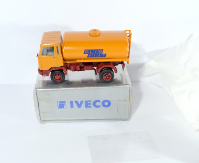 Seltene alte Autos Iveco Fiat 90 Öltanker 205 orange Diecast LKW Modell verpackt A2