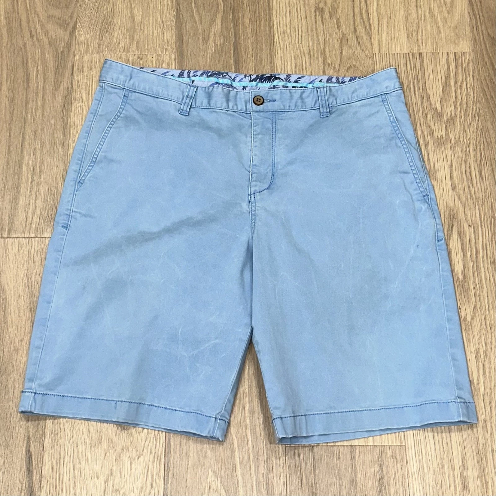Tommy Bahama Boracay Shorts Mens 36 Light Sky Aqua Blue Faded 9" Inseam