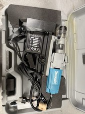 Makita HB500 Trapano a colonna base magnetica 1150W