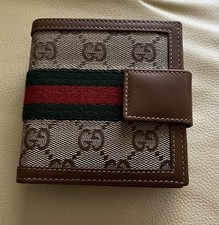 Unused- Gucci GG Canvas Bi-Fold Wallet Leather Bills, Credit Cards and Coins