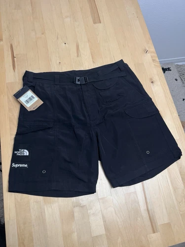 Short de trekking noir Supreme x The North Face SS/2022 emballable taille M