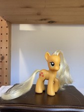 My Little Pony Raised Hoof Leg Applejack G4 Brushable Figure Cut Hair