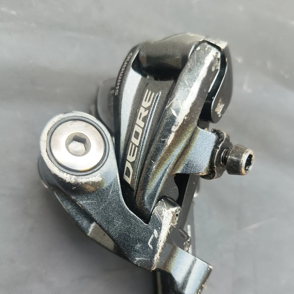 Shimano Deore RD-M591 9-Speed Rear Derailleur Long Cage Mountain Bike - Image 2 of 4