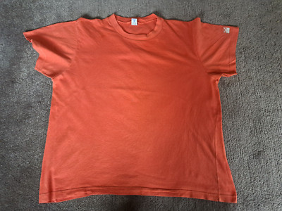 T-Shirt, rot, Größe 170/178, S, von Trigema, 100 % Baumwolle, unbedruckt
