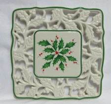 Lenox Trivet American Holiday Pierced 7.5" Christmas Holly Print New in Open Box