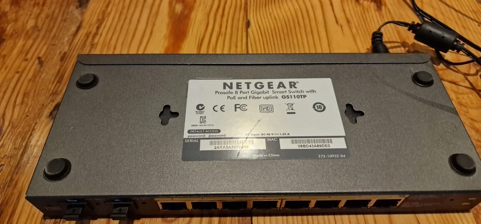 NETGEAR 10-Port PoE Gigabit Ethernet Smart Switch (GS110TP) - Managed, with 8 x - Image 3 of 3