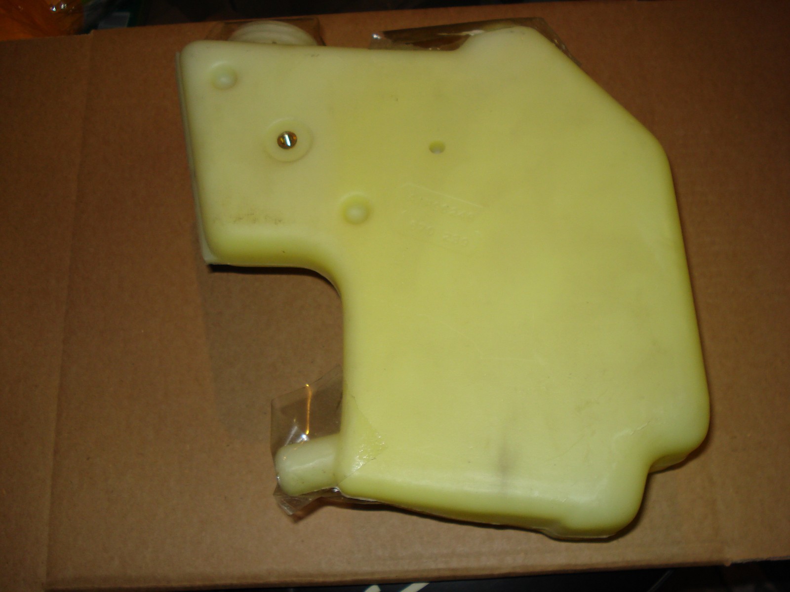 New Genuine Arctic Cat Oil Tank For Some 19932000 Arctic Cat Snowmobiles eBay