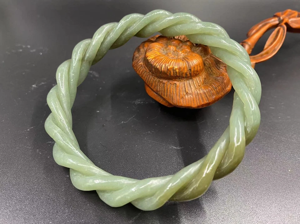 Brazalete de alambre trenzado exquisito tallado a mano de jade verde hetiano natural certificado1 Foto 2 de 4