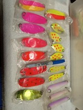 Box 8/10 Mix Of Salmon Spoons. 18 Spoons . Great Combo.