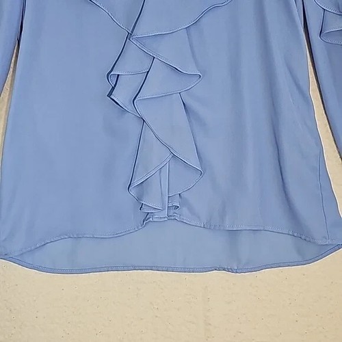 Zara S hellblaues Stufen-Top mit Rüschen und Knopfleiste - Größe S - Bild 3 von 7