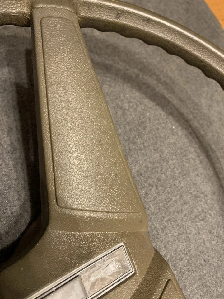 Volante Pontiac Firebird 81-88 Grand Prix 1970-81 3 radios 9753916 Foto 3 de 4