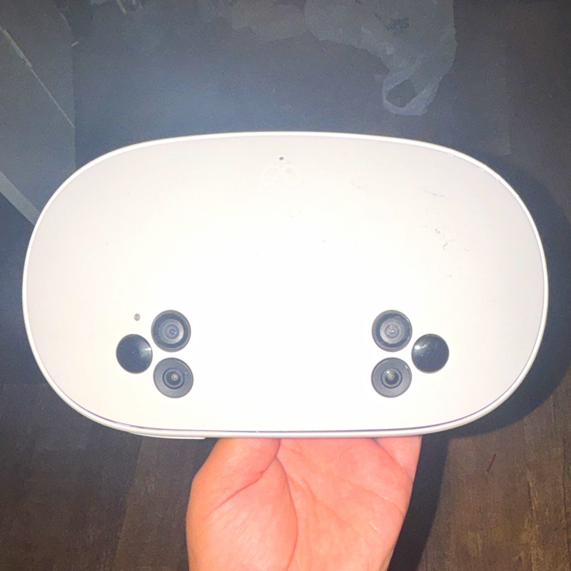 Meta Quest 2 Standalone VR Headset Headset Only, White Plastic
