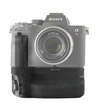 Meike MK-A7R IV Pro Battery Grip for Sony  7R IV, Vertical Shooting, Double Cap  