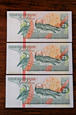 Lot x 3 Consecutive Suriname 25 Gulden 1998 UNC Banknote (Pick-138d) Sequential