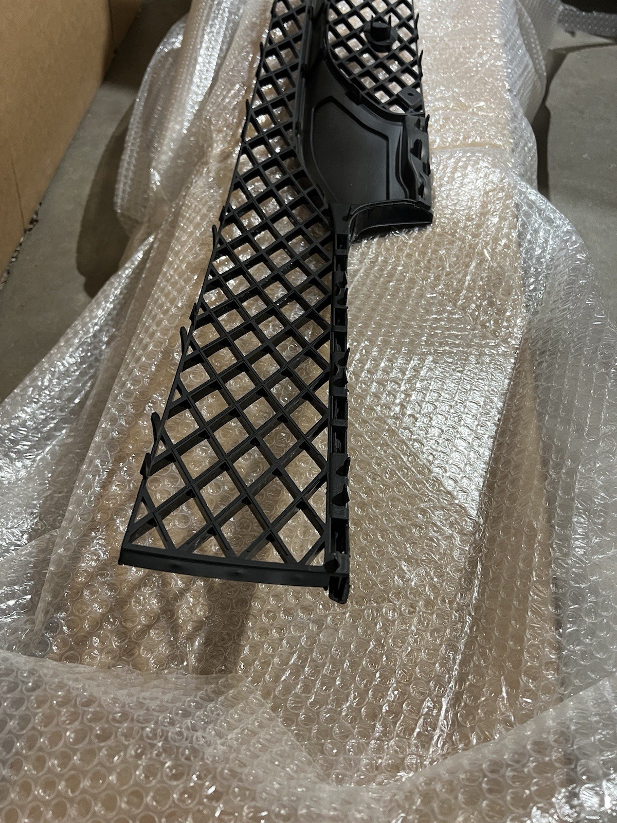 2017-2019 Bentley Continental Flying Spur S Sedan Front Bumper Lower Grille Left