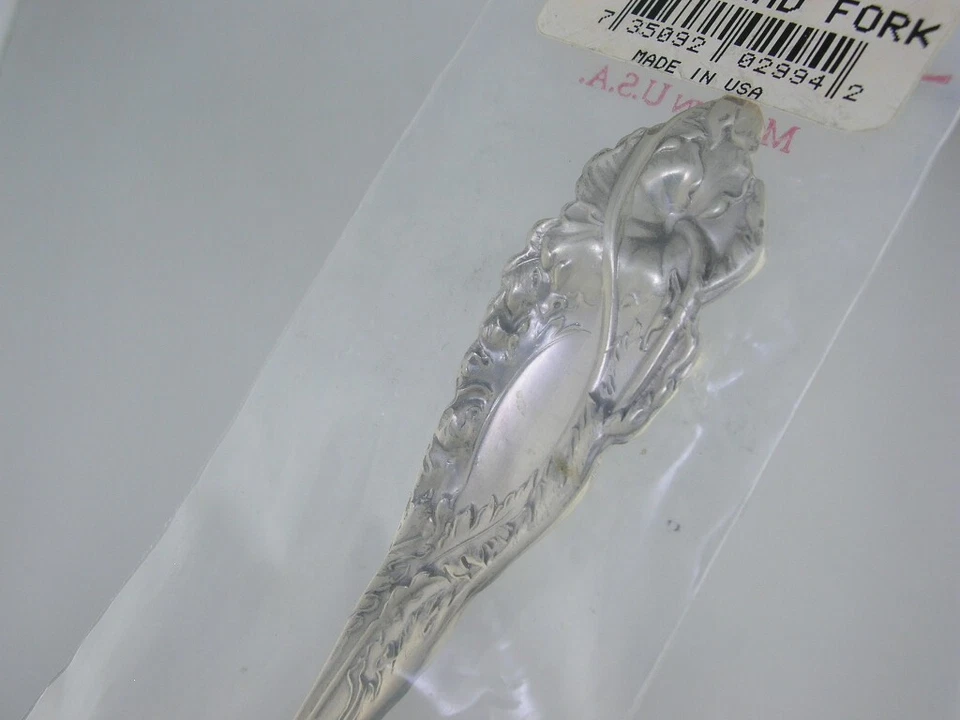 Tenedor de ensalada de plata esterlina REED & BARTON AMOR DESARMADO como nuevo en envoltorio Foto 4 de 4