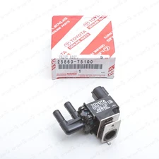 New Genuine Toyota 94-98 T100 95-97 Tacoma Vacuum Switching Valve 25860-75100