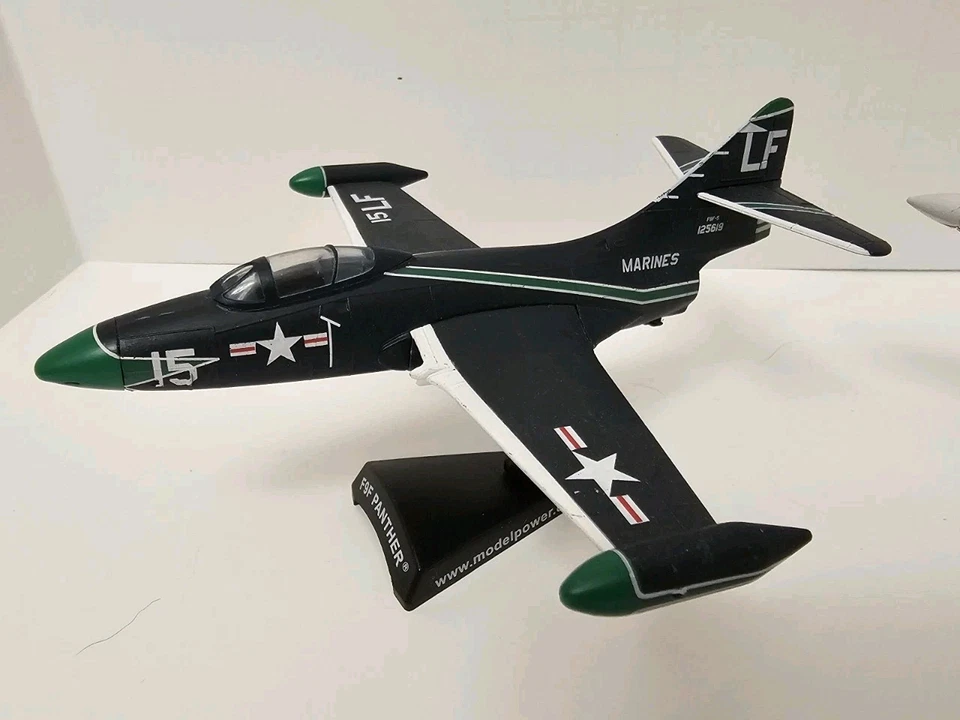Model Power Diecast 1:100 F9F Panther & 1:155 USS Coral Sea F-4B Phantom w/Stand - Image 3 of 4