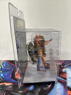 NECA Deluxe CRASH BANDICOOT Video Game Exclusive 7 inch Action
