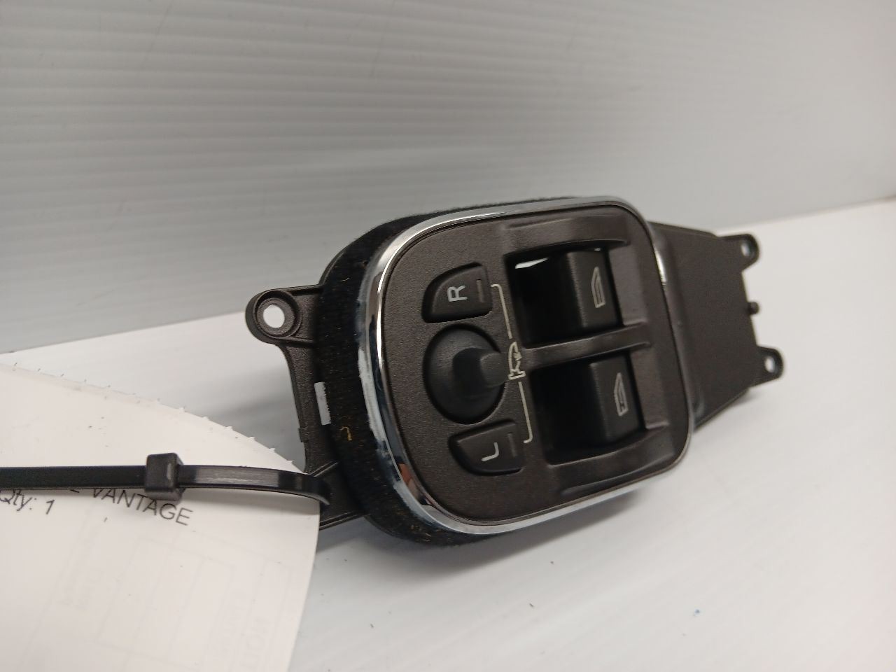 2012 Aston Martin Vantage Master Window Switch Control Panel Button 9G3314540AA