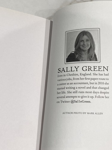 The Smoke Thieves Paperback Novel Book By Green, Sally - Bild 4 von 8