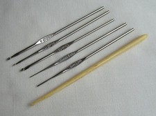 Vtg Lot 7 Crochet Hooks. 6 Metal: Susan Bates 9, 14 / Boye 0, 3, 6 / Hero 00  1