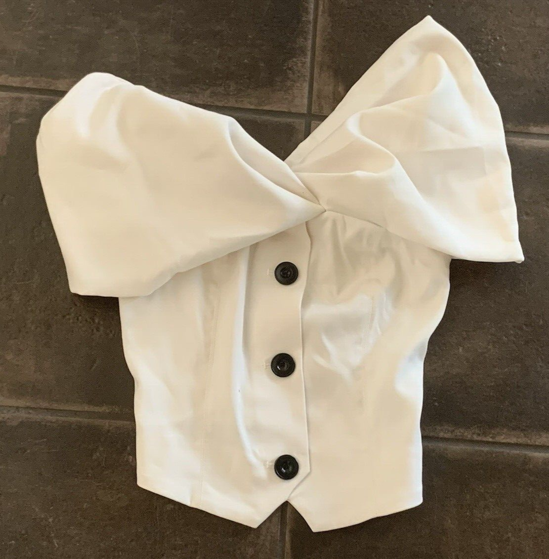 NWT NA-KD Off Shoulder Asymmetric Vest Top in Cream Size XXS