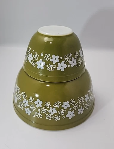 Vintage Pyrex Crazy Daisy Spring Blossom Green Nesting Mixing Bowls 401 & 403