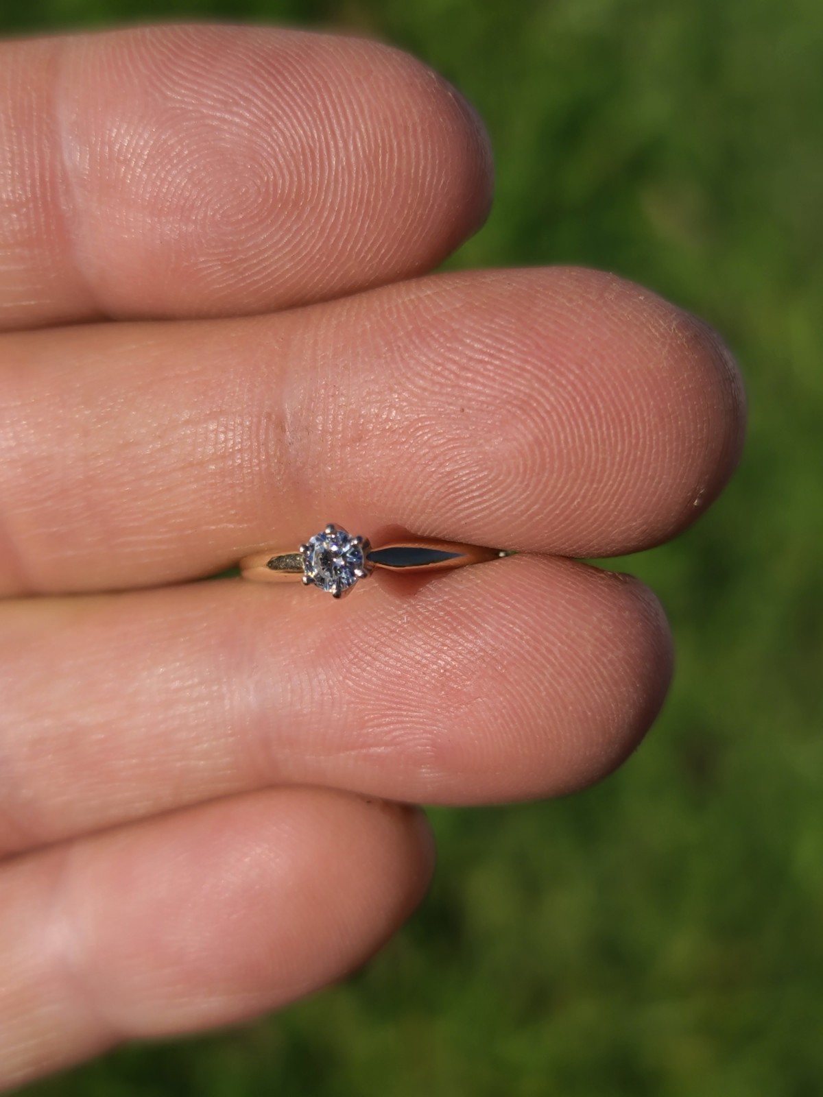 14k Solid Yellow Gold Diamond Solitaire Ring 4.5s… - image 13