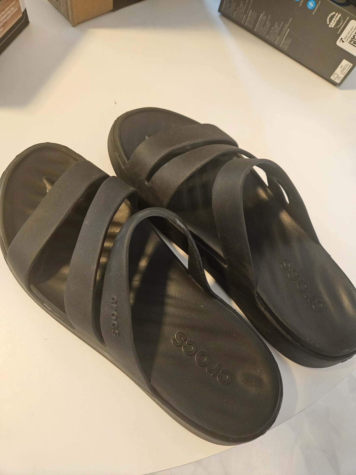 crocs sandals getaway strap size 9 womens