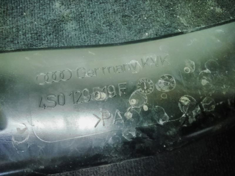 AUDI R8   2017 Air Tube/Resonator 1038909