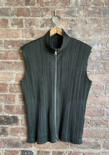 Pleats Please Issey Miyake Women  s Vest, Sz 4 Green Japan