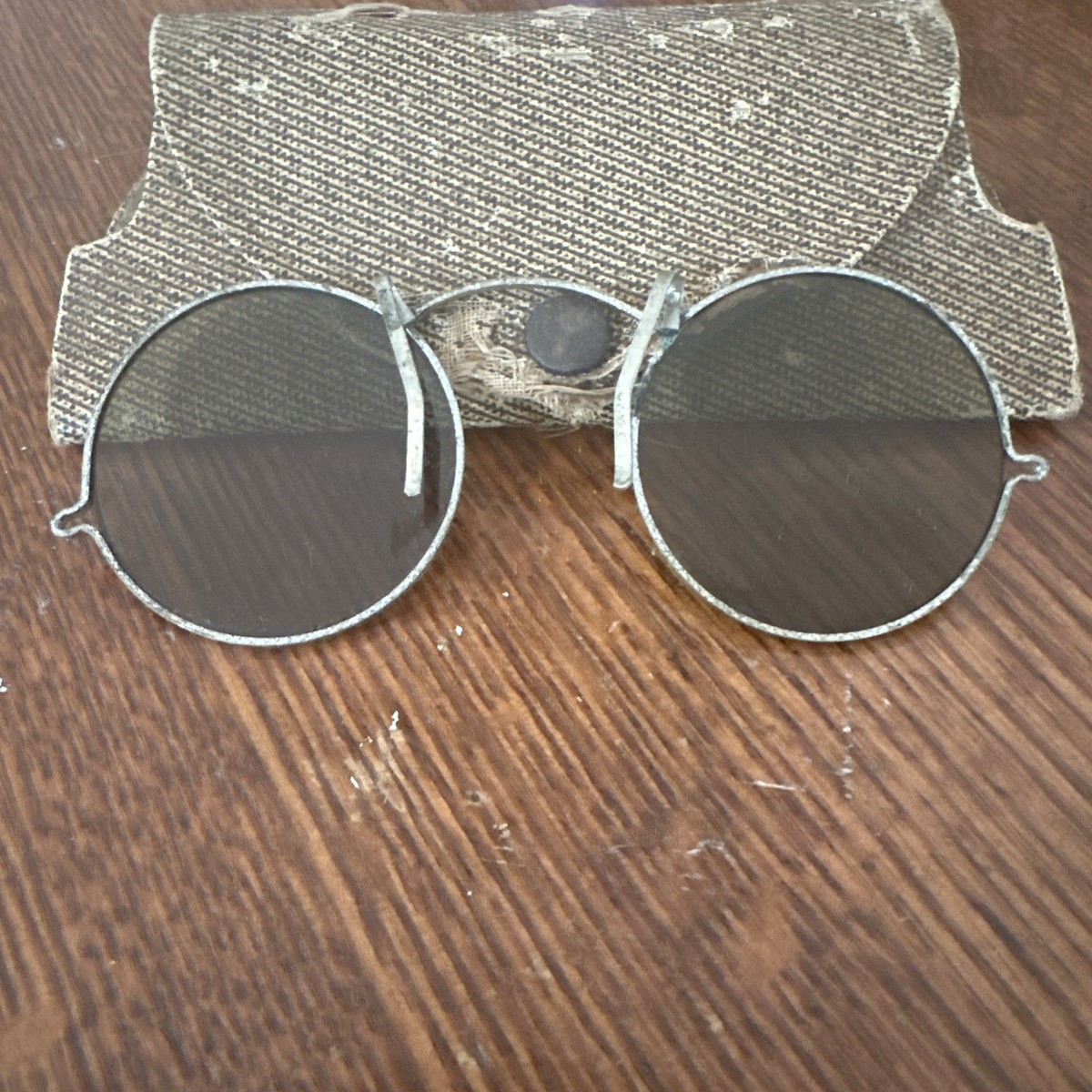 Antique Round Wire-Rim Clip-on Sunglasses – Pince-Nez 1920s Style View 2