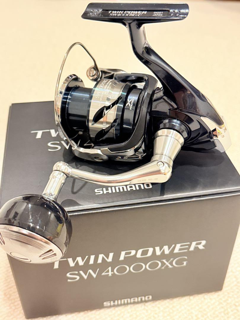 Shimano 21 Twin Power SW4000XG Fishing Reel - Used, Slight Shimano 21 Twin Power SW4000XG Fishing Reel - Used, Slight