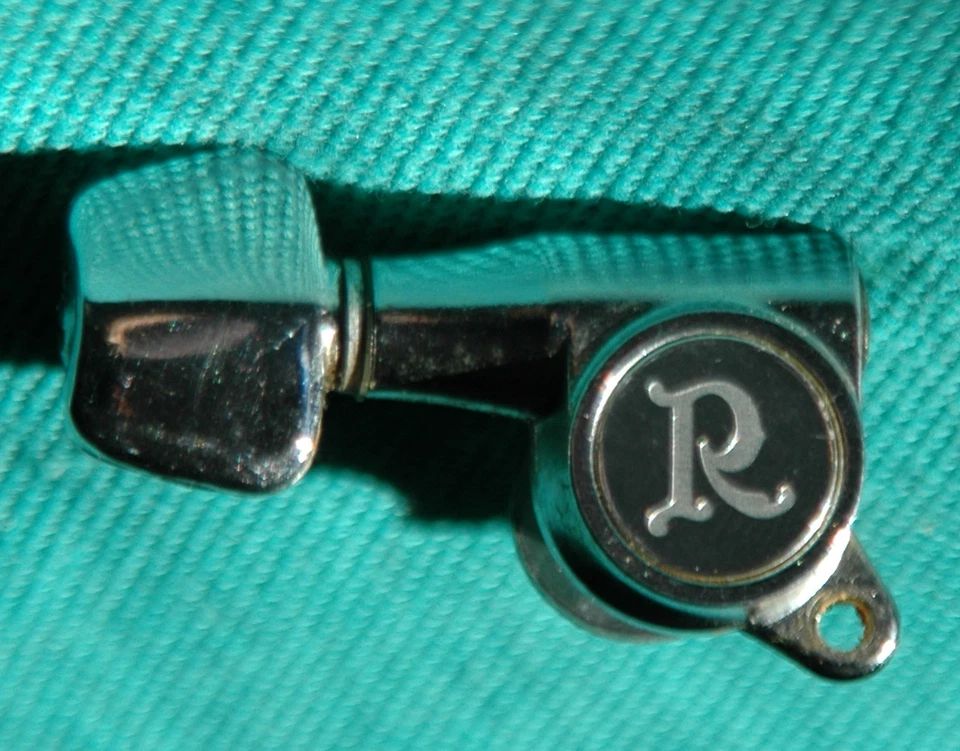 Vtg 80's B.C. Rich Stealth Electric Guitar Original "Rich" Logo Tuner Tuning Peg - Image 4 of 4