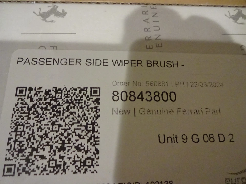 Ferrari California,FF, GTC4 - Passenger Side Wiper Blade - P/N 80843800 Foto 4 de 4