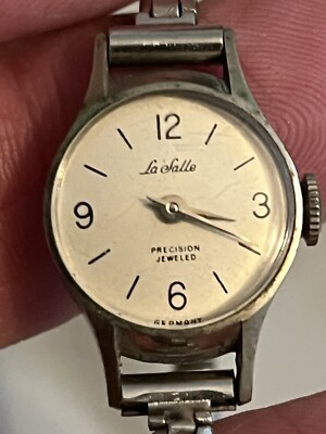 Vintage La Salle Women's Silver Tone Manual Wind Watch W