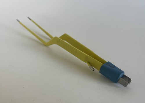 Aesculap GK845R Bipolar Bayonet Forceps 1.3mm x 85mm - Picture 5 of 6