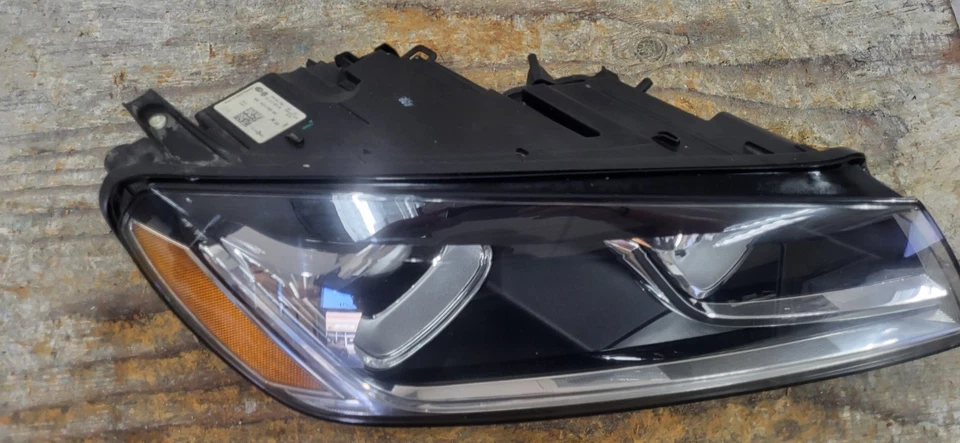 2015-2018 VOLKSWAGEN TOUAREG HEADLIGHT PASSENGER SIDE XENON LED OEM  *DC9169 - Image 4 of 4