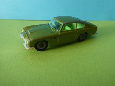 Vintage Corgi Junior Aston Martin DB6 in Limettengrün Made in Great Britain