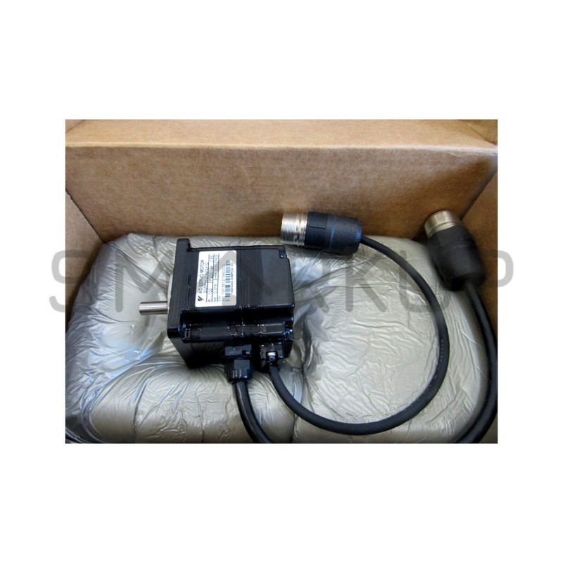 New In Box YASKAWA SGMPH-01AAE41D Servo Motor