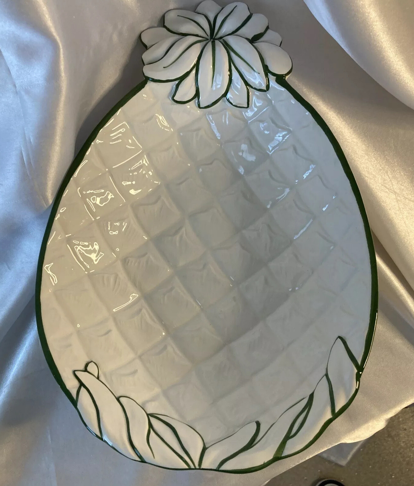 Zanolli Italian Pineapple Dish 13” Long, 9” Wide, 2.5” Tall White W