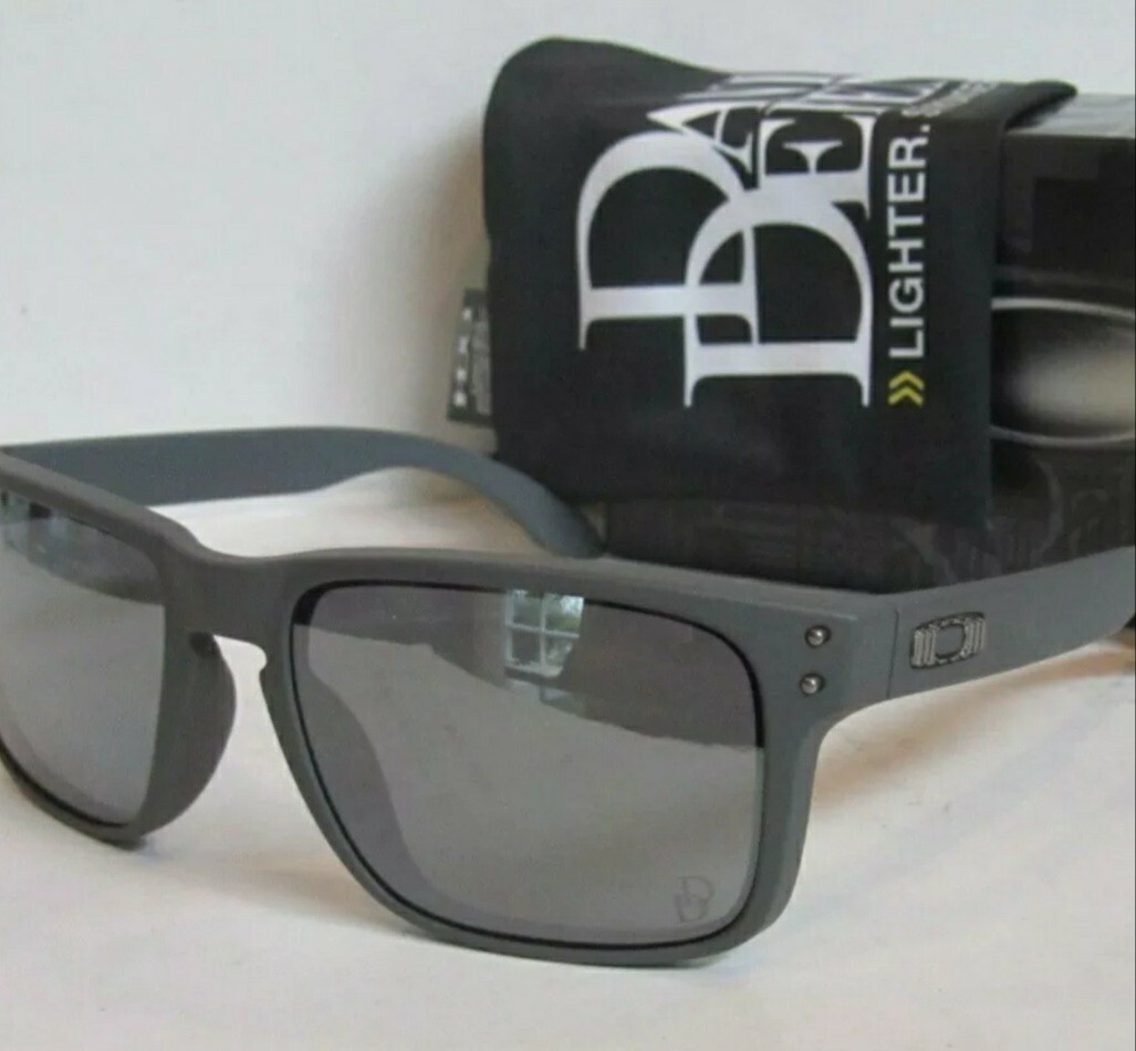 holbrook daniel defense