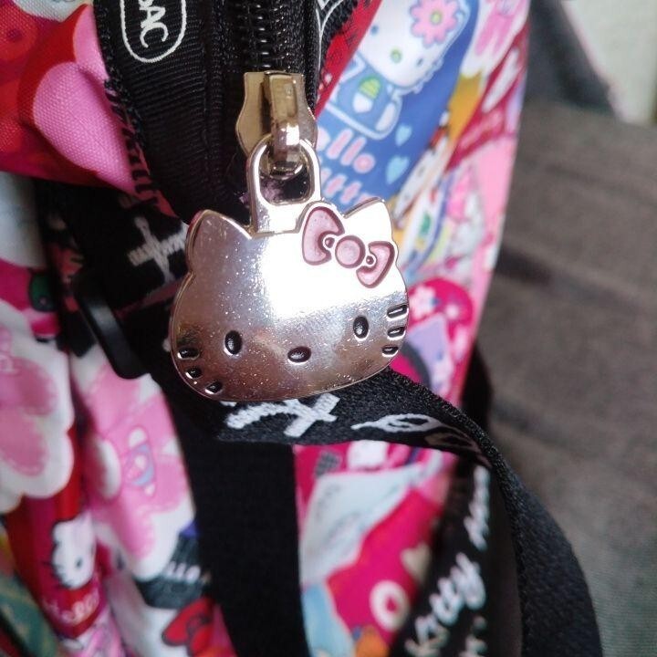 LeSportsac Hello Kitty ボストンバッグ $_57.JPG?set_id=880000500F