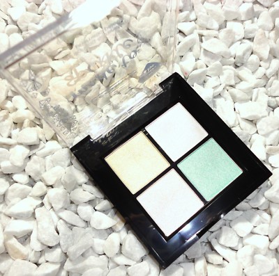 Essence Lidschatten Farbe 01 Don't let anyone ever dull your Sparkle  Luxe