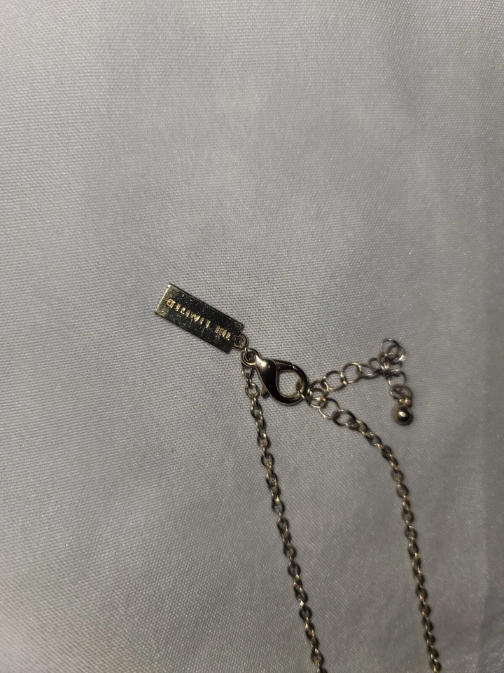 Collar The Limited para mujer Foto 4 de 4